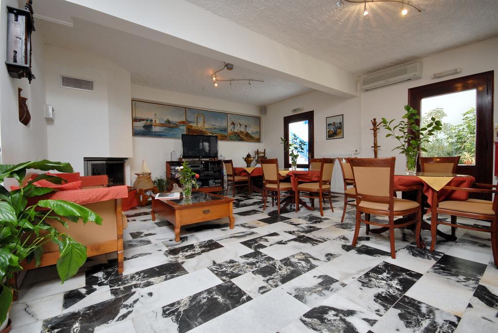 Barbouni Hotel & Studios Naxos City Екстериор снимка